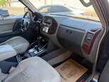 Mitsubishi Pajero-8
