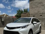 Toyota Sienna-2