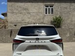 Toyota Sienna-13
