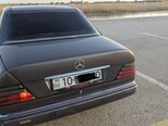 Mercedes 220 E-2