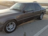 Mercedes 220 E-5