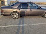 Mercedes 220 E-8