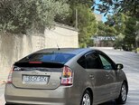 Toyota Prius-8