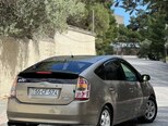 Toyota Prius-7