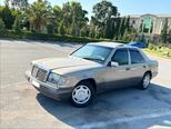 Mercedes 200 D-7