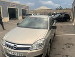 Opel Astra-2