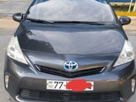 Toyota Prius-4