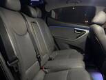 Hyundai Elantra-17