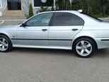 BMW 523-8