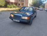 Mercedes 190-2