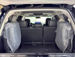 Toyota Land Cruiser-18