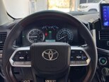 Toyota Land Cruiser-15