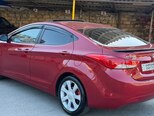 Hyundai Elantra-10
