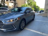 Hyundai Elantra-3