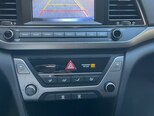 Hyundai Elantra-12