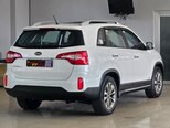 Kia Sorento-11