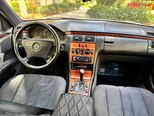 Mercedes E 230-3