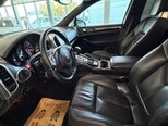 Porsche Cayenne-10