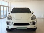Porsche Cayenne-4