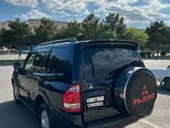 Mitsubishi Pajero-5