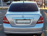 Nissan Tiida-9