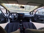 Nissan Tiida-13
