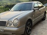 Mercedes E 200-5