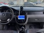 Daewoo Gentra-16