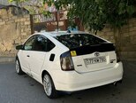 Toyota Prius-5