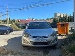 Hyundai Elantra-7