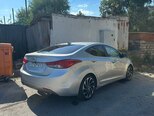 Hyundai Elantra-6
