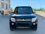 Mitsubishi Pajero-1