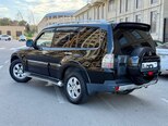 Mitsubishi Pajero-11