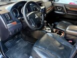 Mitsubishi Pajero-14