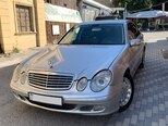Mercedes E 270-5