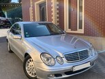 Mercedes E 270-9