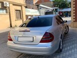 Mercedes E 270-7