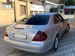 Mercedes E 270-8