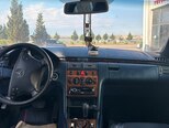 Mercedes E 240-7
