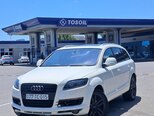Audi Q7-10