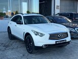 Infiniti FX35-3