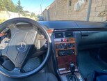 Mercedes E 230-9