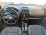 Volkswagen Polo-13