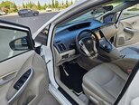 Toyota Prius-13