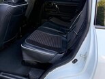 Toyota Land Cruiser-10