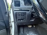 Toyota Land Cruiser-9