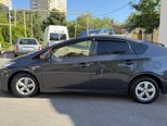 Toyota Prius-7