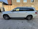 Mercedes GL 500 4MATIC-7