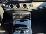 Mercedes E 300-11