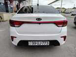 Kia Rio-7